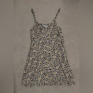 American Eagle Outfitters Casual Daisy Patterned Dress